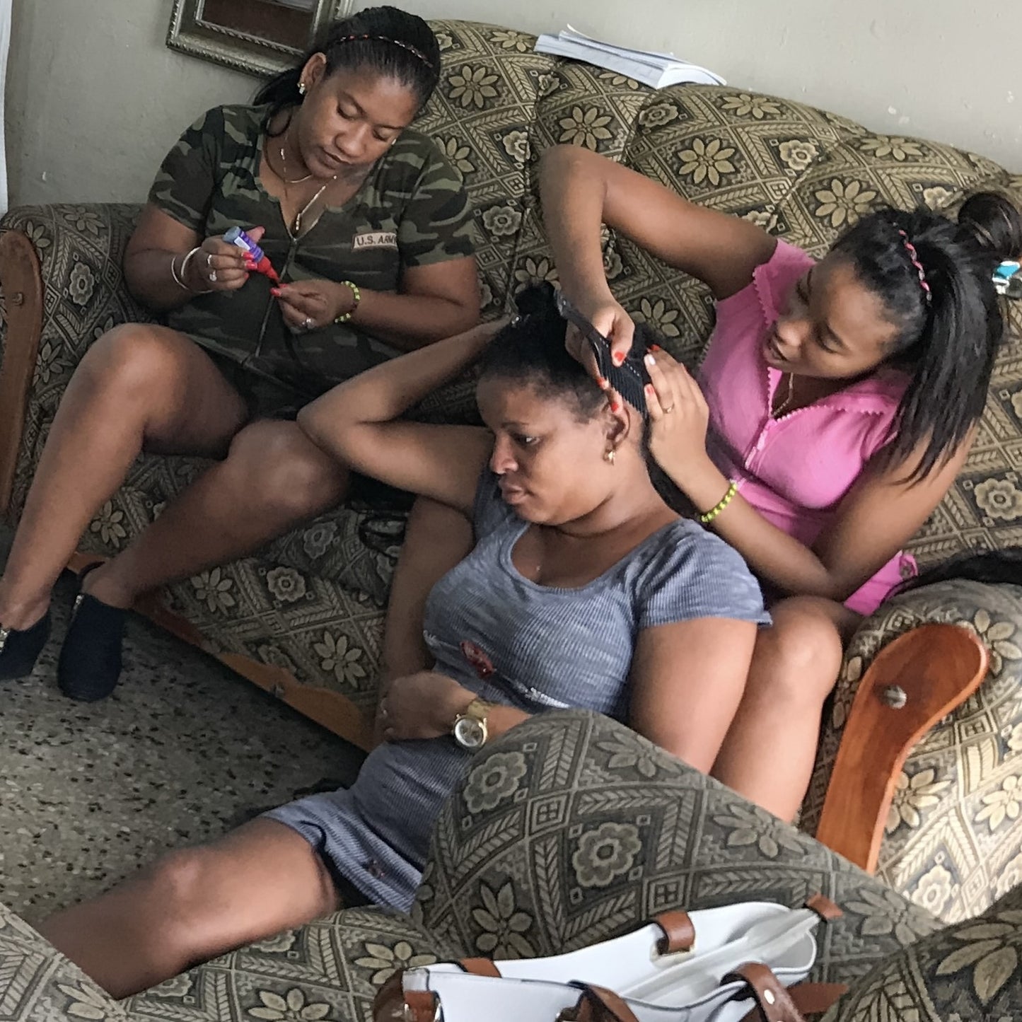 226 - Beauty Parlour, Cuba