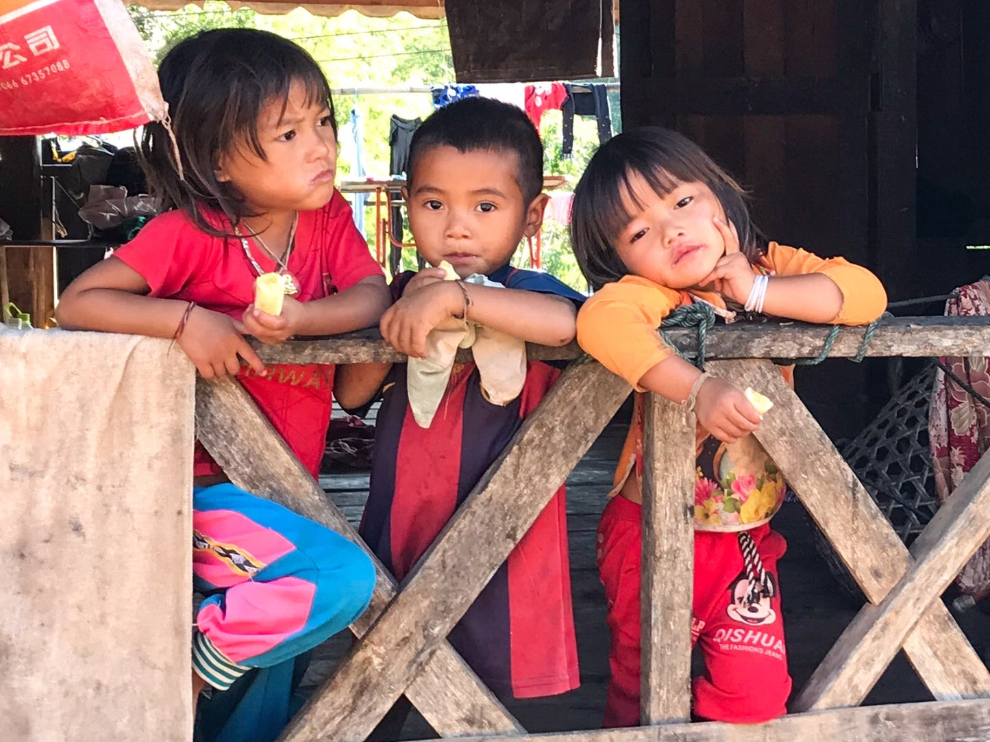 074 - Friends, Laos 2018