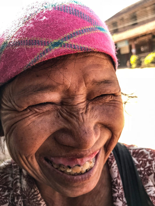 198 – Sunny People, Laos