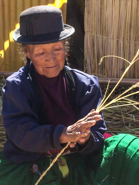 258 - Straw Woman, Titicaca Lake